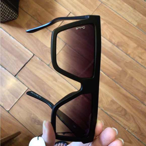 SALE! OTRA Rae shield Sunnies * read - Picture 8 of 8